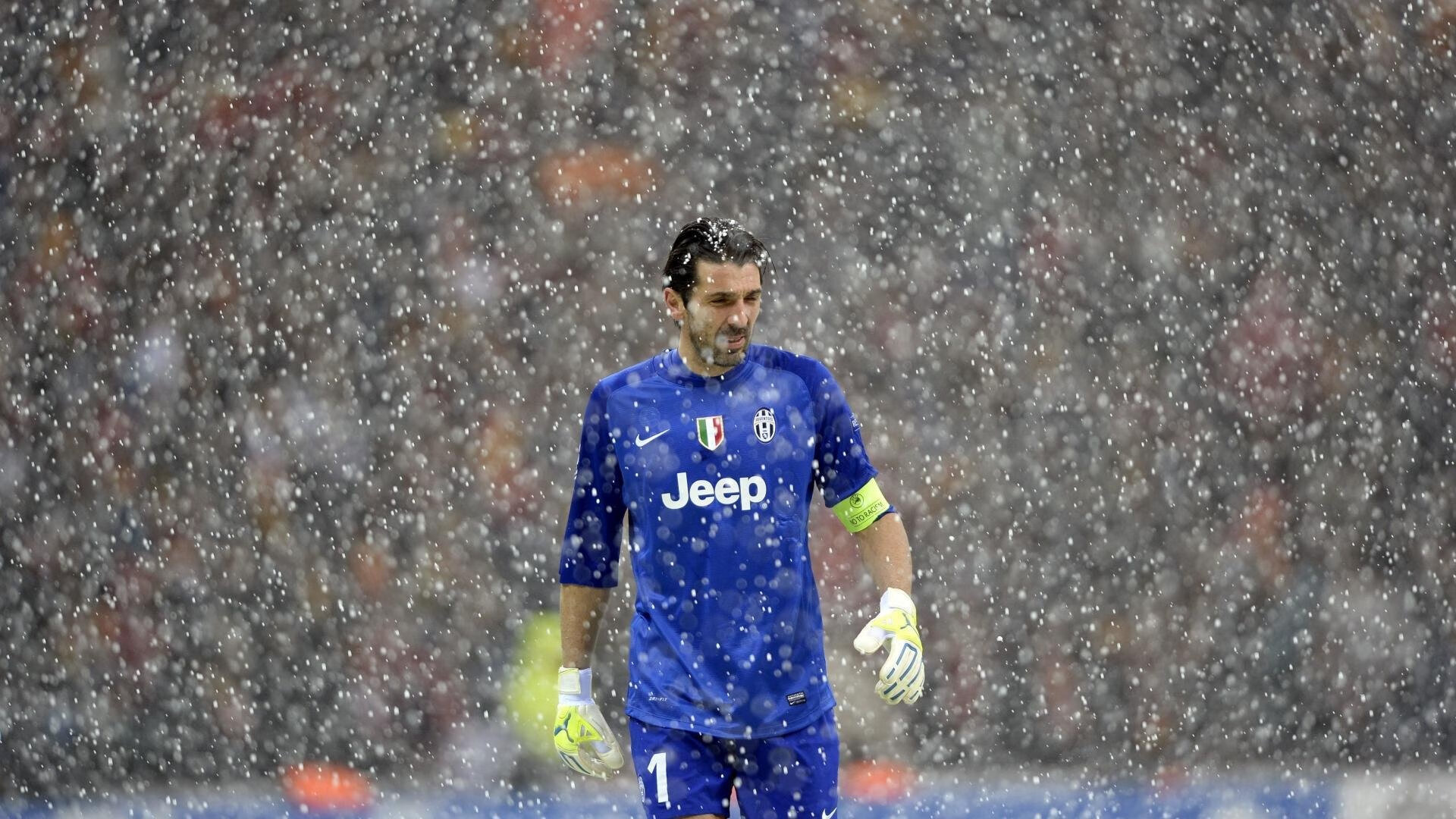 滑雪运动进入社区成为冬季体育亮点，滑雪活动简报